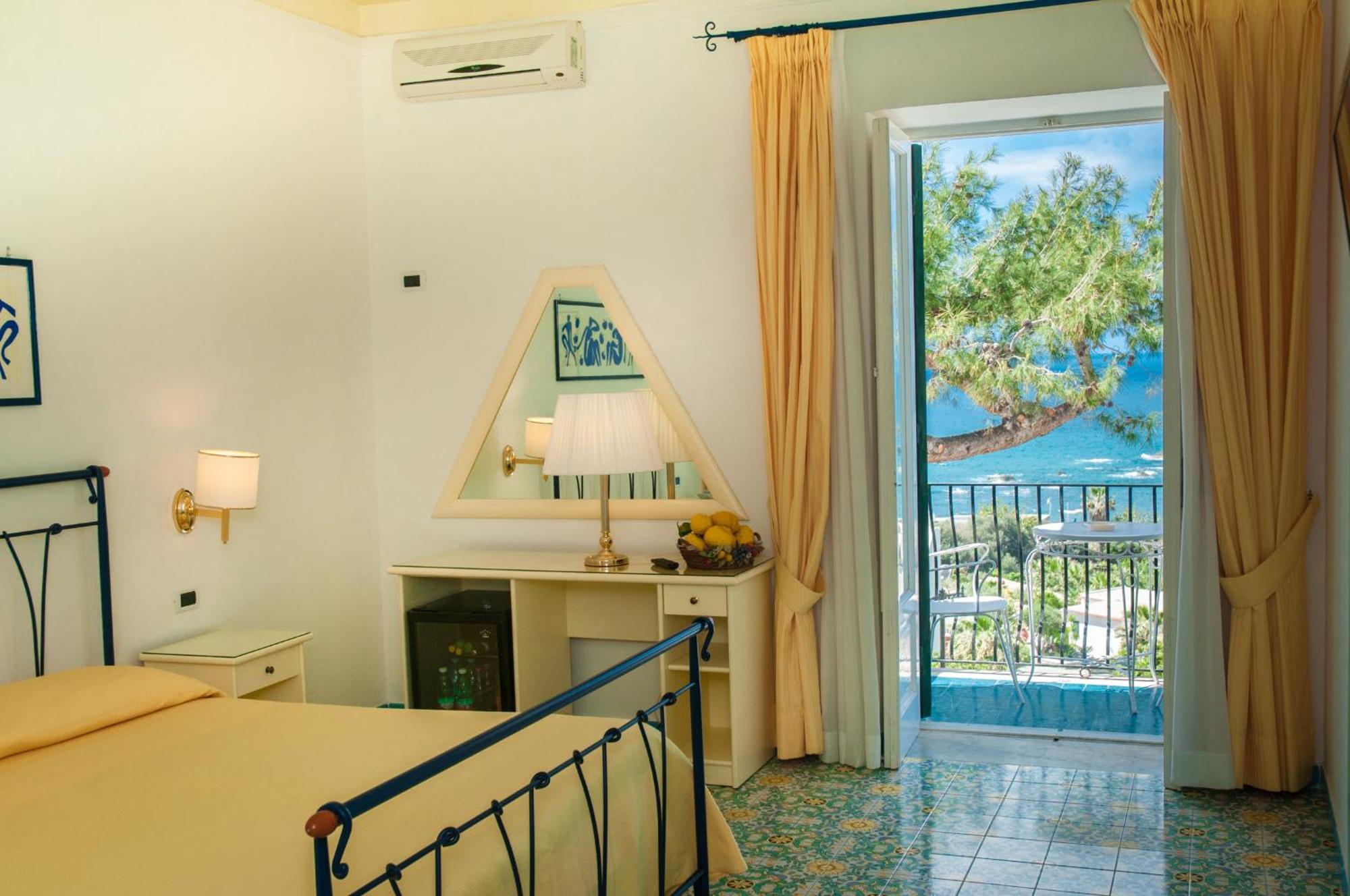 Hotel Villa Bianca Forio  Ngoại thất bức ảnh